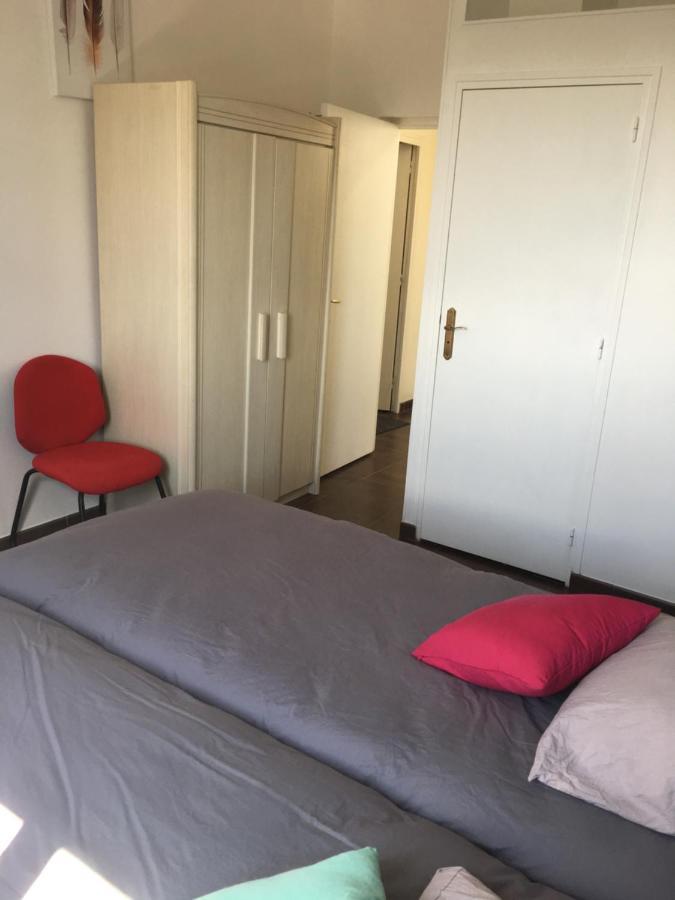 Cafe De La Gare Hotell Bessancourt Eksteriør bilde