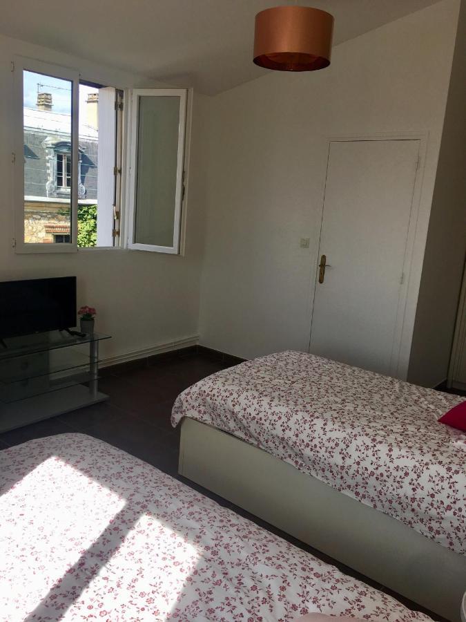 Cafe De La Gare Hotell Bessancourt Eksteriør bilde