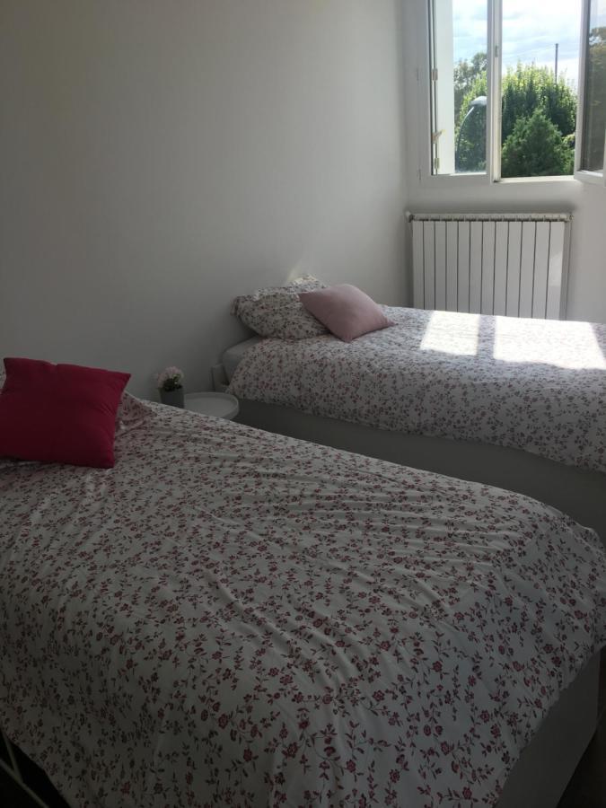 Cafe De La Gare Hotell Bessancourt Eksteriør bilde