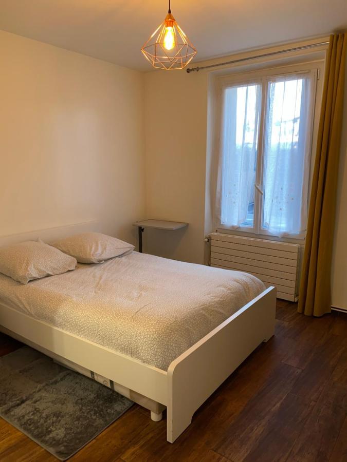 Cafe De La Gare Hotell Bessancourt Eksteriør bilde
